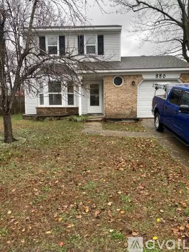 Main picture of 880 Carew Rd