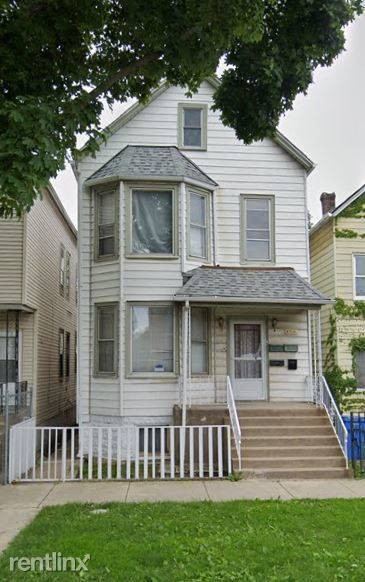 Main picture of 8714 S Manistee Ave