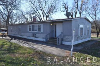 Main picture of 407 SW 49th St