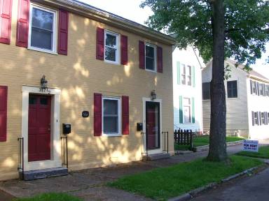 Main picture of 317 S 4th St