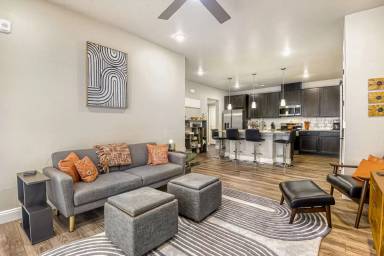 Main picture of 16881 Askins Loop