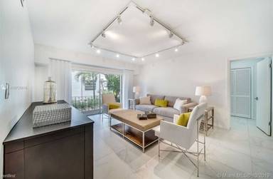 Main picture of 1239 Mariposa Ave