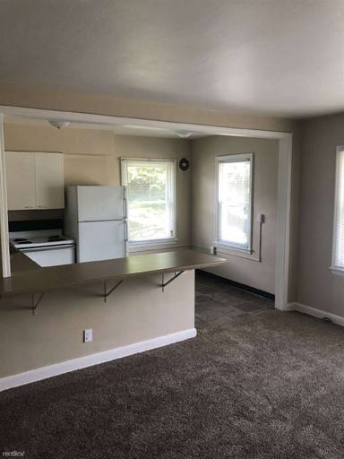 Main picture of 208 16th St S