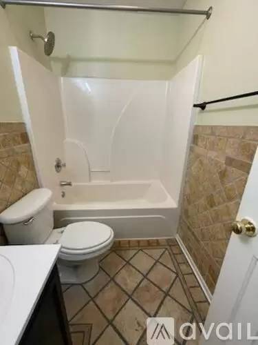 Main picture of 136 Centennial Cir