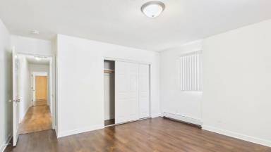 Main picture of 10213 W 34th St
