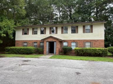 Main picture of 2514 Commerce Rd