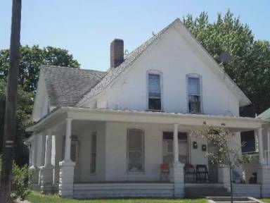 Main picture of 615 W Marion St