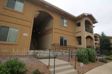 Main picture of 1590 Little Bear Creek Pt