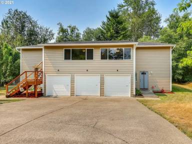 Main picture of 3095 NE 7th Ct
