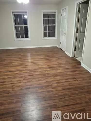 Main picture of 80 Davis Mill Ct