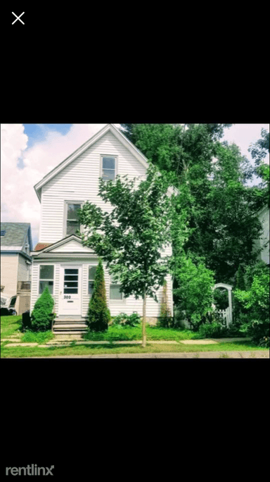 Main picture of 300 Glebe St