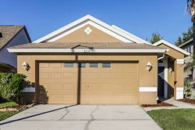 Main picture of 8514 Hawbuck St