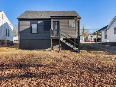 Main picture of 319 Kemper Rd