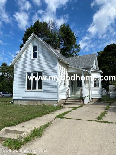 Main picture of 1126 High St