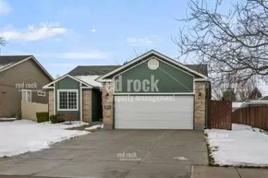 Main picture of 1211 N Fairway Rd