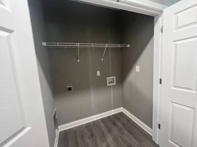Main picture of 814 Brush Creek St
