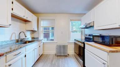 Main picture of 21 Nash St