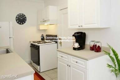 Main picture of 18 Chauncy St