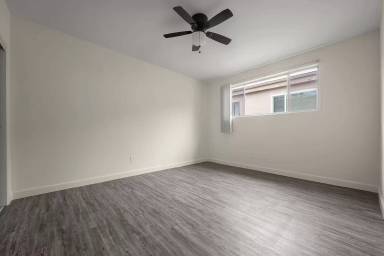 Main picture of 7518 Lexington Ave
