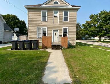 Main picture of 432 Middle St