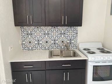 Main picture of 333 S Swinton Ave