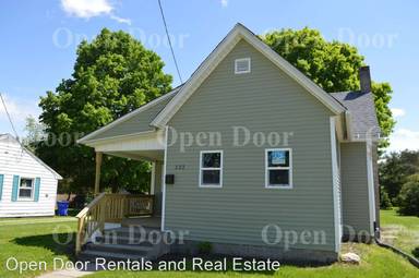 Main picture of 108 Walnut St