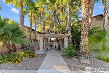 Main picture of 90 W Yavapai St