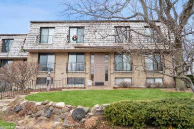 Main picture of 1701 Northfield Sq