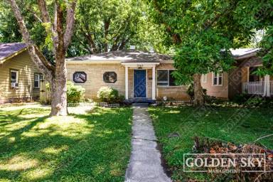 Main picture of 5161 Primrose Ave