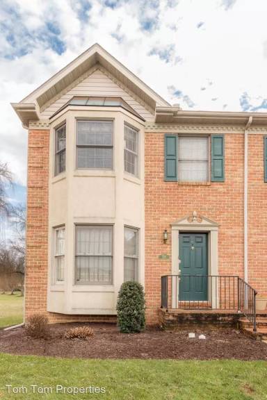 Main picture of 535 Cobblestone Ln