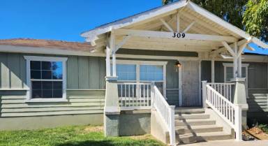 Main picture of 309 N Poe St