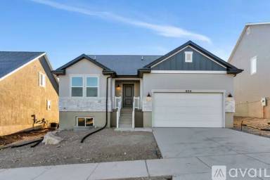 Main picture of 624 N Hiddleston Dr