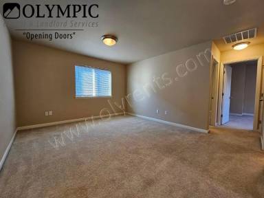Main picture of 7602 Pike Ave NE