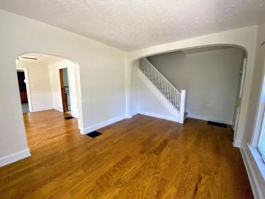 Main picture of 1301 North Ave NE