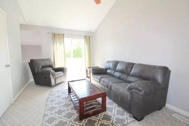 Main picture of 1337 Bradley Dr