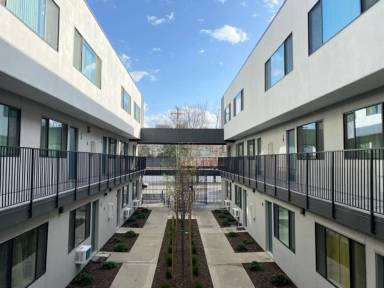 Main picture of 1220 E St