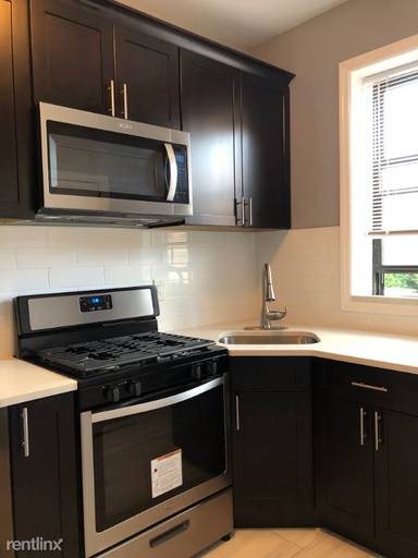 Main picture of 153 Avenue E