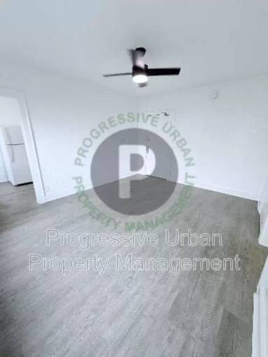 Main picture of 13671 Euclid Ave