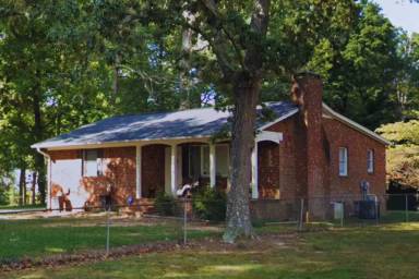 Main picture of 1403 Hicks Pl