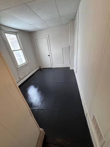 Main picture of 15 E Cherry St