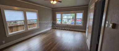 Main picture of 126 Leland St