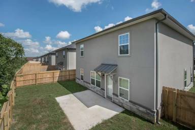Main picture of 3404 Papa Bear Dr