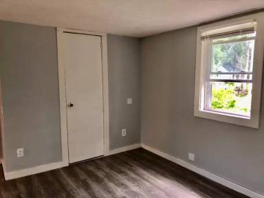 Main picture of 1731 Meyers Ln