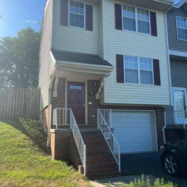 Main picture of 93 Willow Brook Dr