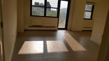 Main picture of 60 Guion Pl