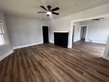 Main picture of 11702 Tuscora Ave