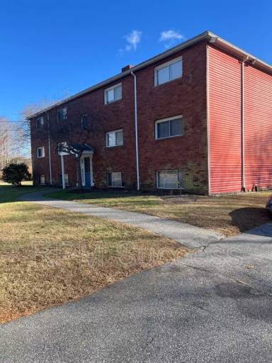 Main picture of 841 Tucker Rd