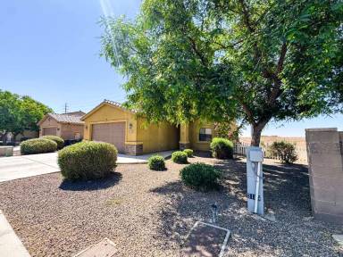 Main picture of 2845 W 31st Ln