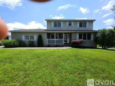 Main picture of 801 Laconia Cir
