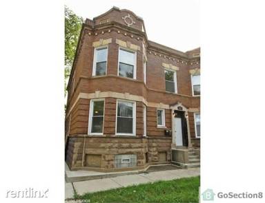 Main picture of 619 E 74th St